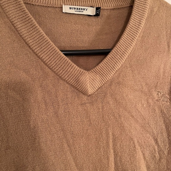 Burberry v-neck sweater - Picture 2 of 2